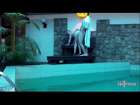 ❤️ Mookameli o memela moroetsana letamong, empa a sitoa ho hanela mocheso Video ea bootsoa